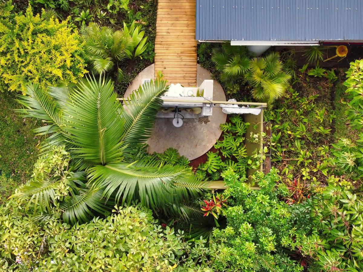 L'Incroyable Maison De Mamie Mechant Saint-Philippe Exteriör bild